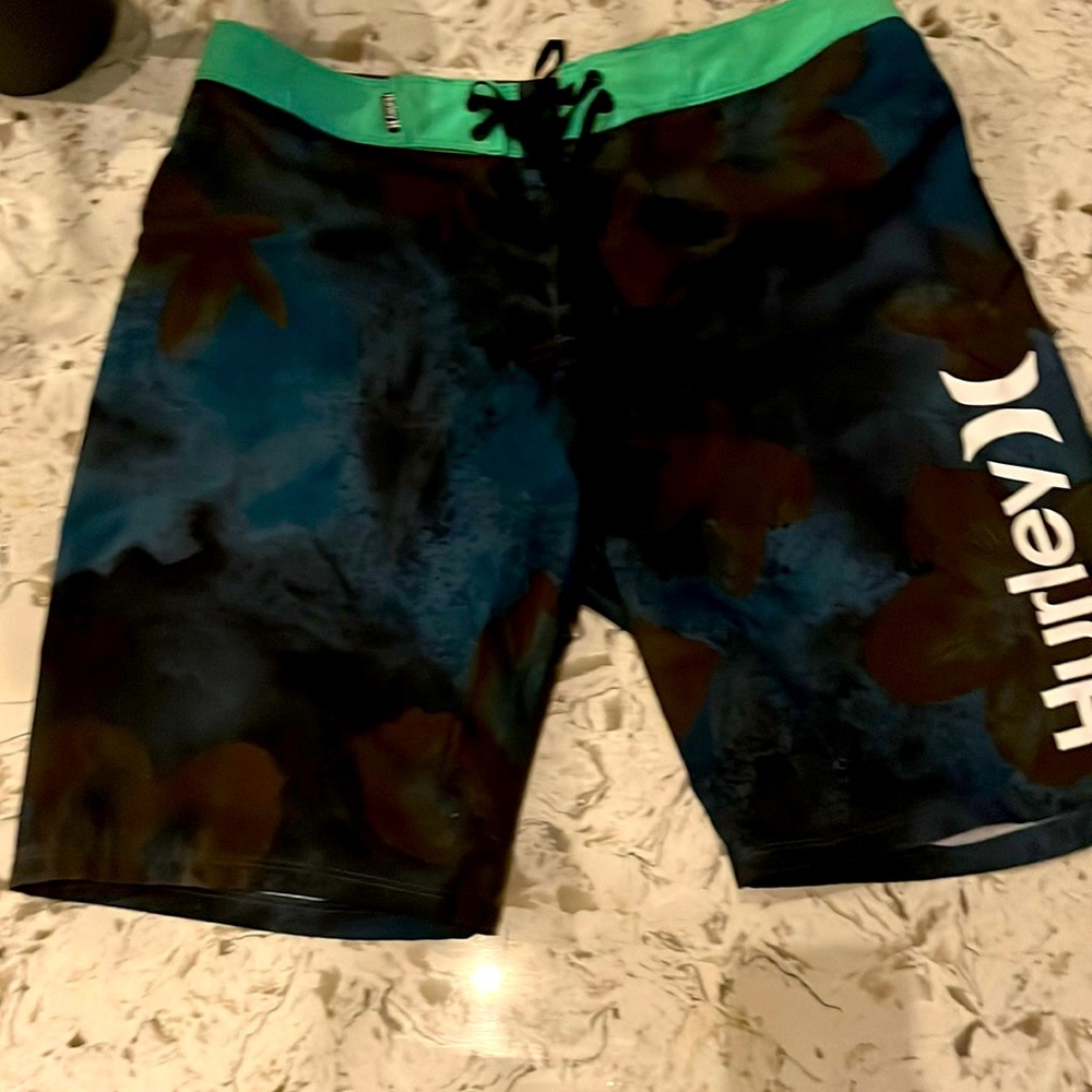 Hurley board shorts